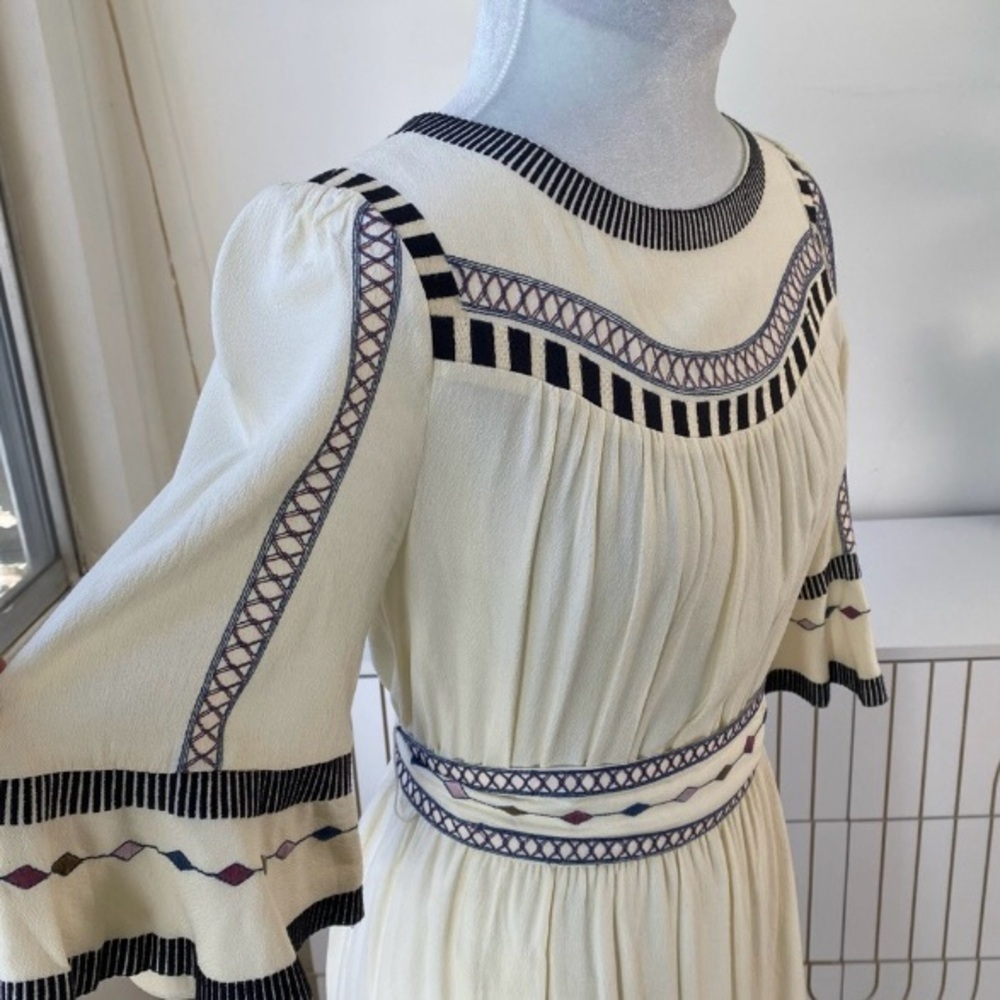 ba&sh NWOT Plaza Embroidered Bell Sleeve Mini Dress Ecru Size S / US 6 - Picture 4 of 12